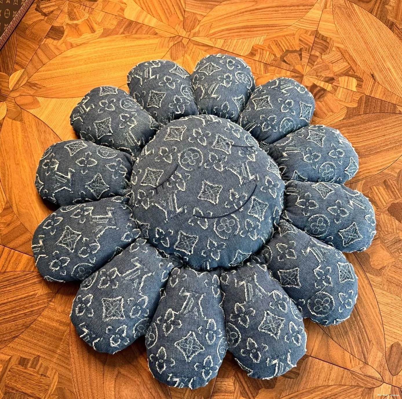 LV CUSTOM FLOWER PLUSH MURAKAMI 0717